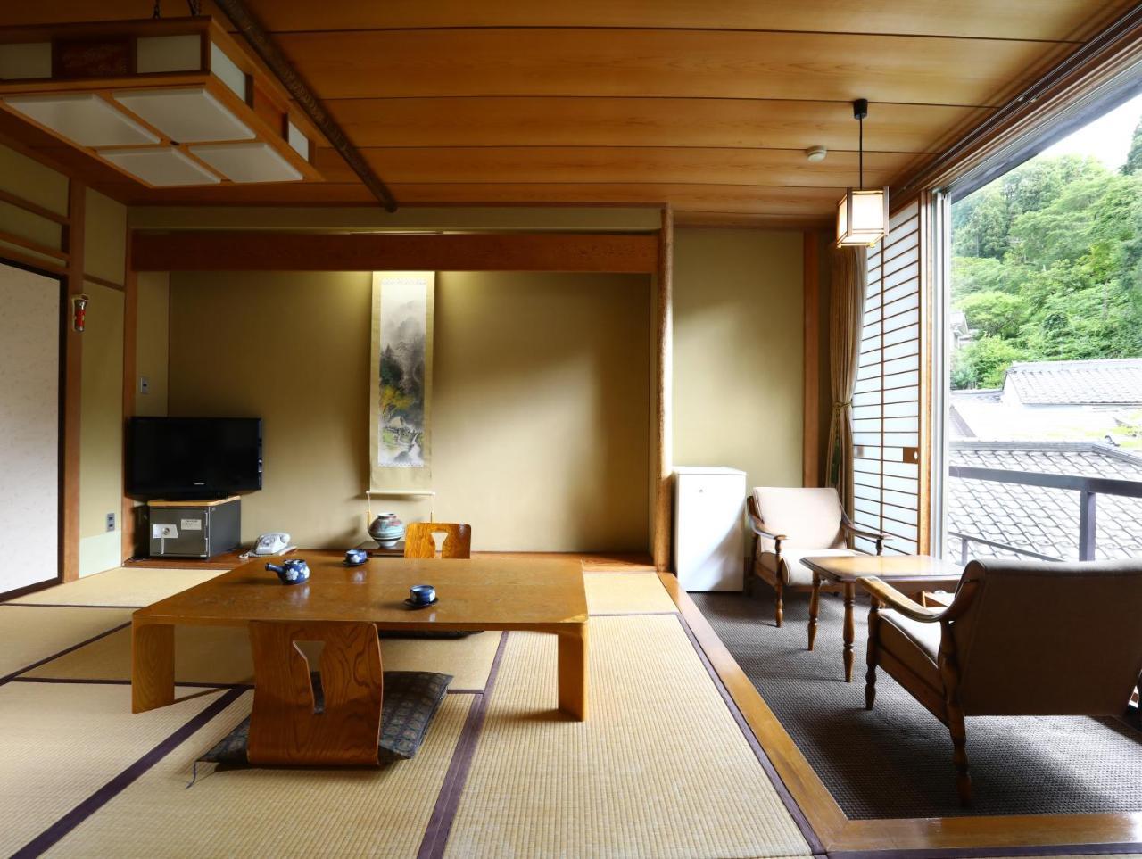 Besshoonsen Nanjyo Ryokan Ueda Extérieur photo